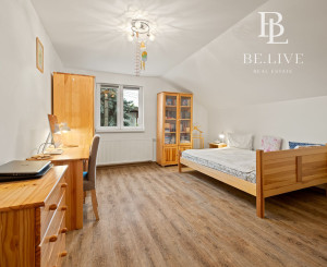 BE.LIVE COMPANY – NA PREDAJ – VEĽKORYSÝ RODINNÝ DOM S PRÍSTAVBOU – ZÁHORSKÁ BYSTRICA – DONSKÁ ULICA
