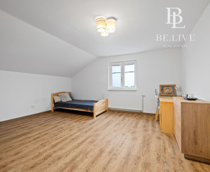 BE.LIVE COMPANY – NA PREDAJ – VEĽKORYSÝ RODINNÝ DOM S PRÍSTAVBOU – ZÁHORSKÁ BYSTRICA – DONSKÁ ULICA