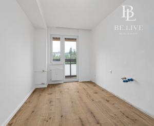 BE.LIVE COMPANY- NA PREDAJ- NADŠTANDARNE VEĽKÝ- ZREKONŠTRUOVANÝ- 3- IZBOVÝ BYT- LOGGIA- PIVNIČNÁ KOBKA- NOBELOVA ULICA- BRATISLAVA
