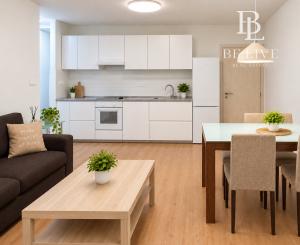  BE.LIVE COMPANY- NA PRENÁJOM- PRIESTRANNÝ- 3-IZBOVÝ BYT- S TERASOU- LANGSFELDOVA ULICA- STARÉ MESTO- BRATISLAVA