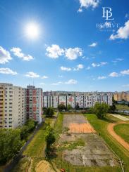 OFF PONUKA – NA PREDAJ – PRIESTRANNÝ 3-IZBOVÝ BYT – 69 m² + LODŽIA – KLIMATIZÁCIA – BUDATÍNSKA – PETRŽALKA