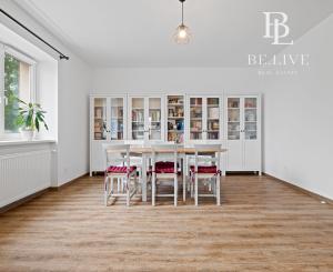 BE.LIVE COMPANY– NA PREDAJ– RODINNÝ DOM S DVOMA OBYTNÝMI ČASŤAMI S VLASTNÝCH VCHODOM– ZÁHORSKÁ BYSTRICA– DONSKÁ ULICA