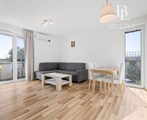 BE.LIVE COMPANY- PREDAJ-SVETLÝ 3-IZBOVÝ BYT S DVOMA BALKÓNMI A PARKOVANÍM – NA PIESKU, RUŽINOV