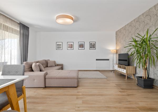 PREDANÉ- 4 IZBOVÝ- BUNGALOV-109m2- MILOSLAVOV