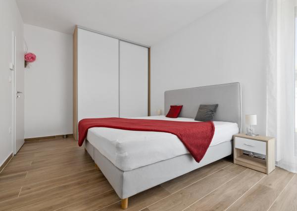 PREDANÉ- 4 IZBOVÝ- BUNGALOV-109m2- MILOSLAVOV