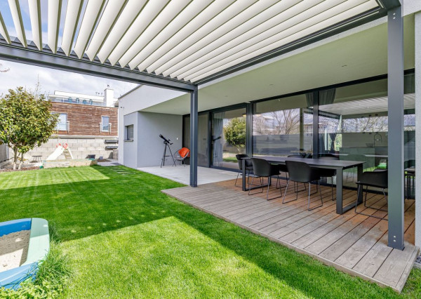 REZERVOVANÉ-PREDAJ- 5-IZBOVÝ- BUNGALOV- GARDENS- SENEC