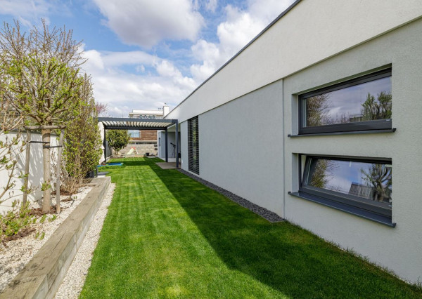 REZERVOVANÉ-PREDAJ- 5-IZBOVÝ- BUNGALOV- GARDENS- SENEC