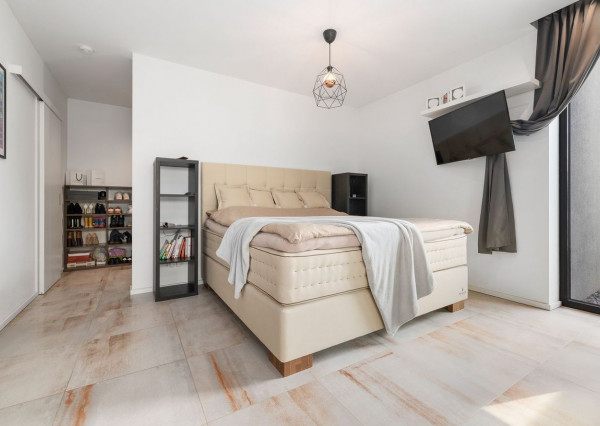 REZERVOVANÉ-PREDAJ- 5-IZBOVÝ- BUNGALOV- GARDENS- SENEC