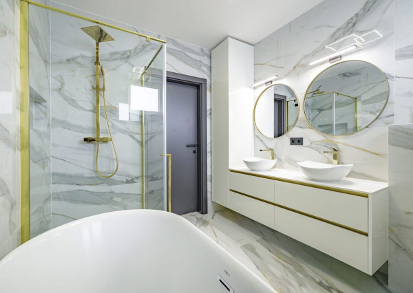 AKCIA!!! PREDAJ- MODERNÝ- 4-IZBOVÝ- BYT-105m2- ŠAMORÍN- BÁČ