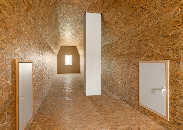 PREDANÉ- PREDAJ- 4- IZBOVÝ- BUNGALOV-KOSTOLNÁ PRI DUNAJI