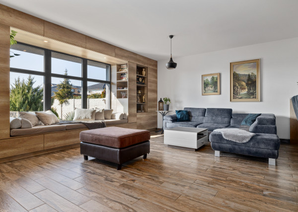 PREDANÉ- PRÉMIOVÝ- 4-IZBOVÝ DOM-ČIERNA VODA