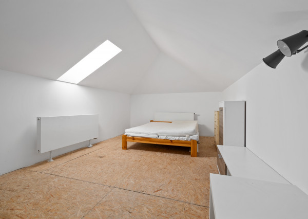 PREDANÉ- PRÉMIOVÝ- 4-IZBOVÝ DOM-ČIERNA VODA