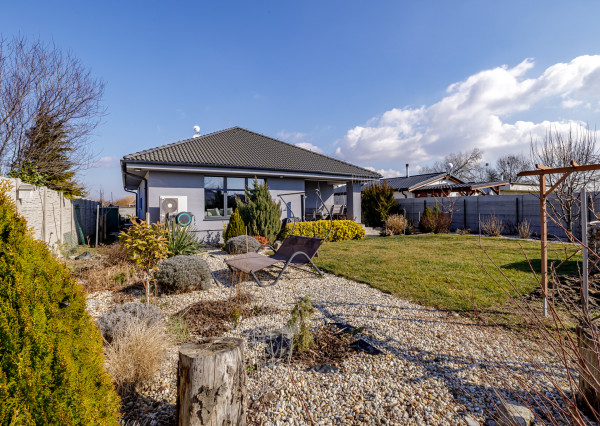 PREDANÉ- PRÉMIOVÝ- 4-IZBOVÝ DOM-ČIERNA VODA