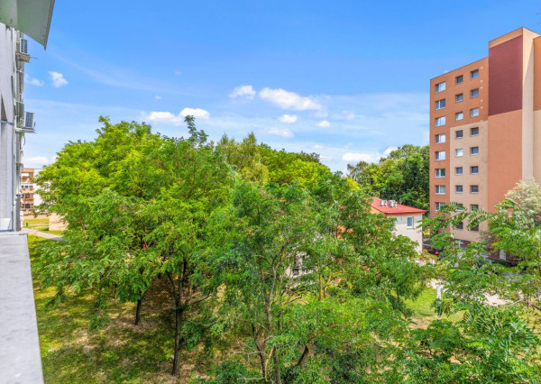 KRÁSNY-3-IZBOVÝ BYT- PRENÁJOM- ŠAMORÍN