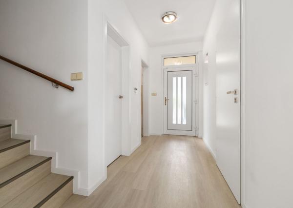 PREDANÉ- PREDAJ- 4-IZBOVÝ- 170m2- RODINNÝ DOM- ROVINKA