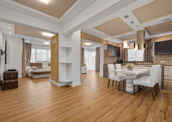 PREDANÉ- PREDAJ- 6 IZBOVÝ- VYSOKÁ PRI MORAVE