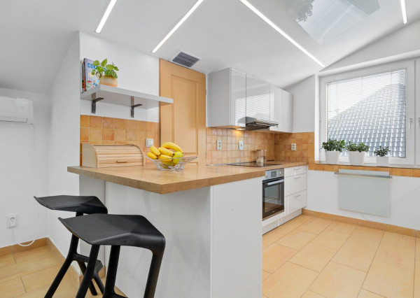 PREDAJ- 5 IZBOVÝ BYT- VO VYHĽADÁVANEJ LOKALITE- JAROVCE