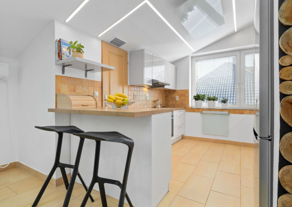 PREDAJ- 5 IZBOVÝ BYT- VO VYHĽADÁVANEJ LOKALITE- JAROVCE