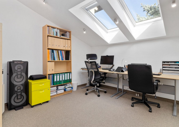 PREDAJ- 5 IZBOVÝ BYT- VO VYHĽADÁVANEJ LOKALITE- JAROVCE