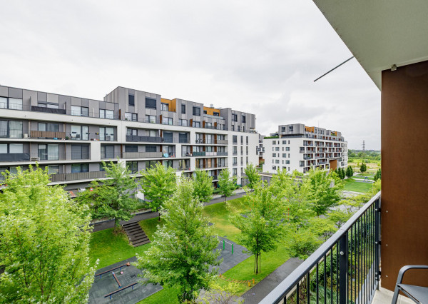 PREDANÉ - PREDAJ- 1-IZBOVÝ BYT- S BALKÓNOM- PETRŽALKA