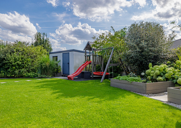 REZERVOVANÉ- SMART- BUNGALOV-  4IZBOVÝ- BAZÉN- BERNOLÁKOVO