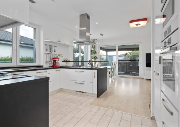 REZERVOVANÉ- SMART- BUNGALOV-  4IZBOVÝ- BAZÉN- BERNOLÁKOVO