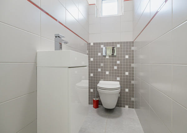 REZERVOVANÉ- SMART- BUNGALOV-  4IZBOVÝ- BAZÉN- BERNOLÁKOVO