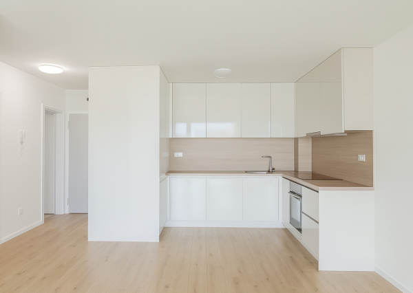 PRENÁJOM- PRIESTRANNÝ- 2IZBOVÝ BYT- NOVOSTAVBA- PETRŽALKA