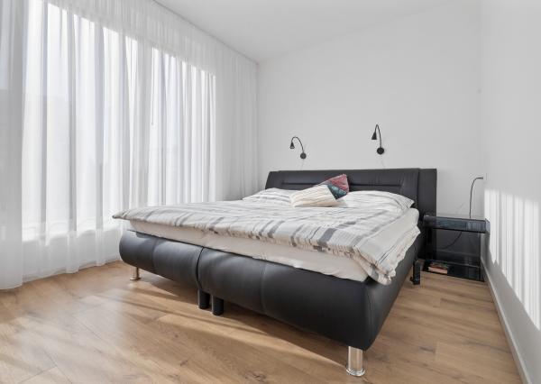 PRENÁJOM- 4-IZBOVÝ MODERNÝ- RODINNÝ DOM- MALINOVO/ TRI VODY