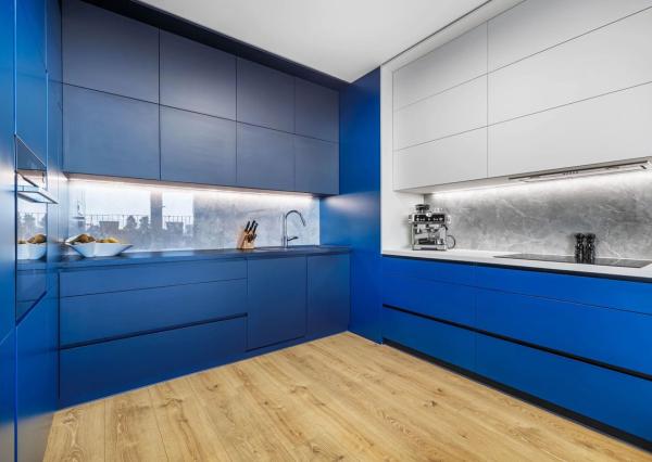 OFF PONUKA - LUXUSNÝ PENTHOUSE - PANORAMATICKÝ VÝHĽAD- TERASA- 4-IZBOVÝ - KOLIBA