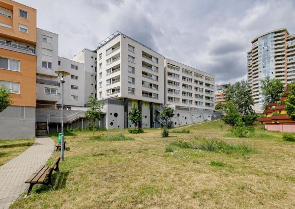 BE.LIVE COMPANY- PREDAJ- KRÁSNY VEĽKOMETRÁŽNY 2i BYT- S GARÁŽOVÝM STÁTÍM A PIVNICOU