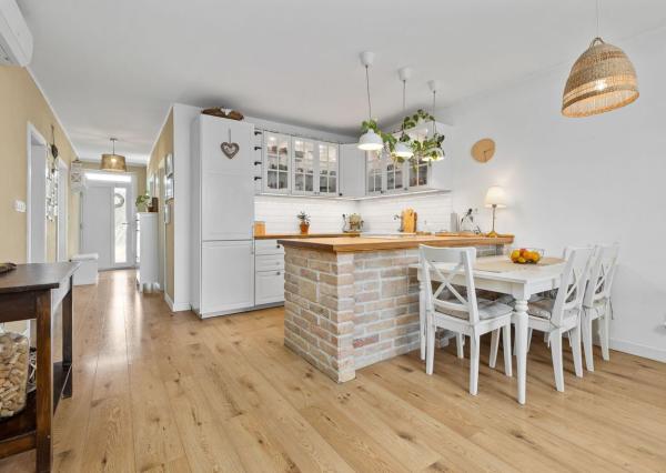 REZERVOVANÝ BE.LIVE COMPANY- NA PREDAJ- ŠTÝLOVÝ- 4-IZBOVÝ-  RODINNÝ DOM- NOVOSTAVBA- HRUBÁ BORŠA