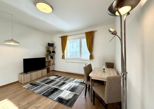 BE.LIVE COMPANY- PRENÁJOM- SVETLÝ- PRIESTRANNÝ- 3-IZBOVÝ BYT- STARÉ MESTO 