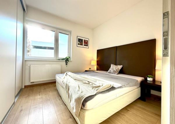 BE.LIVE COMPANY- PRENÁJOM- SVETLÝ- PRIESTRANNÝ- 3-IZBOVÝ BYT- STARÉ MESTO 