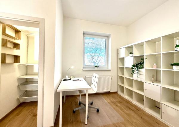 BE.LIVE COMPANY- PRENÁJOM- SVETLÝ- PRIESTRANNÝ- 3-IZBOVÝ BYT- STARÉ MESTO 