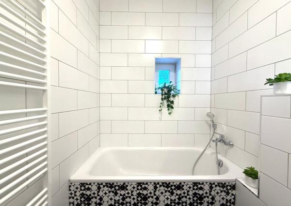 BE.LIVE COMPANY- PRENÁJOM- SVETLÝ- PRIESTRANNÝ- 3-IZBOVÝ BYT- STARÉ MESTO 