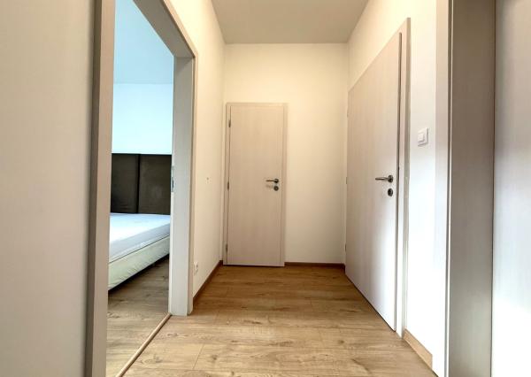 BE.LIVE COMPANY- PRENÁJOM- SVETLÝ- PRIESTRANNÝ- 3-IZBOVÝ BYT- STARÉ MESTO 