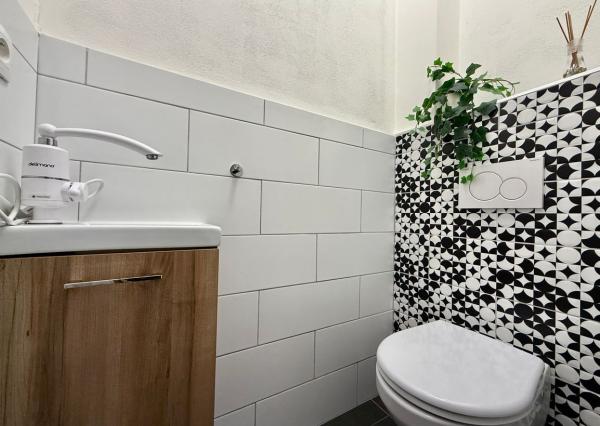 BE.LIVE COMPANY- PRENÁJOM- SVETLÝ- PRIESTRANNÝ- 3-IZBOVÝ BYT- STARÉ MESTO 