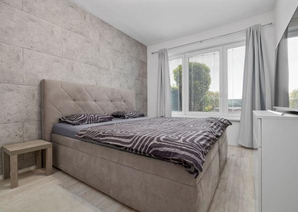 BE.LIVE COMPANY- NA PREDAJ- ELEGANTNÝ- 3-IZBOVÝ BYT- PREMENENÝ- NA PRIESTRANNÝ- MODERNÝ- 2-IZBOVÝ- SO ZÁHRADOU- MALÝ BIEL