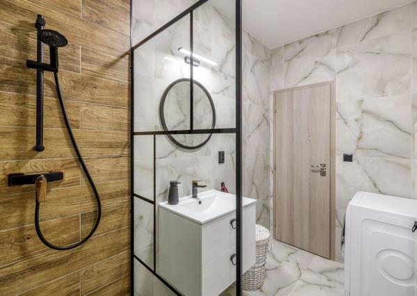 BE.LIVE COMPANY- NA PREDAJ- ELEGANTNÝ- 3-IZBOVÝ BYT- PREMENENÝ- NA PRIESTRANNÝ- MODERNÝ- 2-IZBOVÝ- SO ZÁHRADOU- MALÝ BIEL