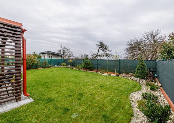 BE.LIVE COMPANY- NA PREDAJ- ELEGANTNÝ- 3-IZBOVÝ BYT- PREMENENÝ- NA PRIESTRANNÝ- MODERNÝ- 2-IZBOVÝ- SO ZÁHRADOU- MALÝ BIEL