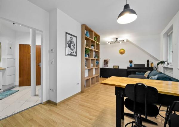 BE.LIVE COMPANY- NA PREDAJ- ÚTULNÝ- A- ZAUJÍMAVÝ- 2-IZBOVÝ- MEZANÍN- RUŽINOV- KOŠICKÁ ULICA 