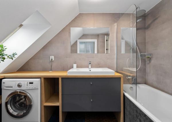 BE.LIVE COMPANY- NA PREDAJ- ÚTULNÝ- A- ZAUJÍMAVÝ- 2-IZBOVÝ- MEZANÍN- RUŽINOV- KOŠICKÁ ULICA 