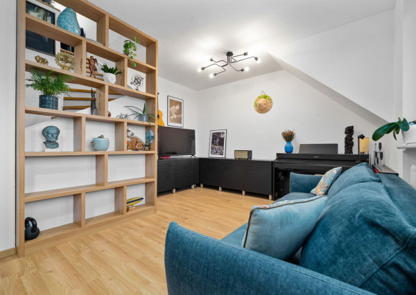 BE.LIVE COMPANY- NA PREDAJ- ÚTULNÝ- A- ZAUJÍMAVÝ- 2-IZBOVÝ- MEZANÍN- RUŽINOV- KOŠICKÁ ULICA 