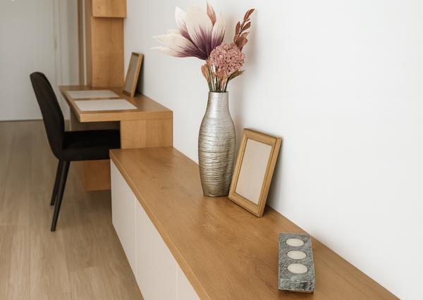 NA PREDAJ – MODERNÝ 1-IZBOVÝ BYT S BALKÓNOM – KOMPLETNE ZARIADENÝ – NOVOSTAVBA – PROJEKT JARABINKY – RUŽINOV