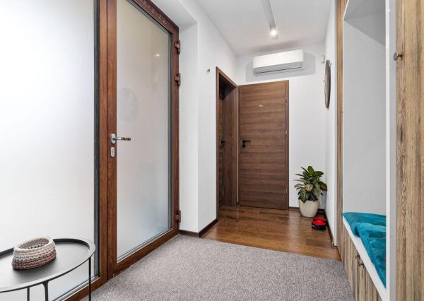 BE.LIVE COMPANY- PREDAJ- EXKLUZÍVNY- 5-IZBOVÝ DOM- EKOOSADA-  VEĽKÉ UĽANY