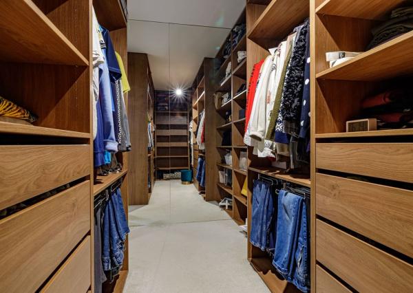 BE.LIVE COMPANY- PREDAJ- EXKLUZÍVNY- 5-IZBOVÝ DOM- EKOOSADA-  VEĽKÉ UĽANY