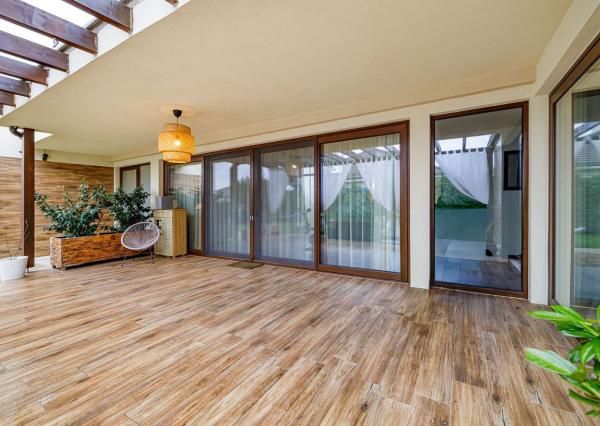 BE.LIVE COMPANY- PREDAJ- EXKLUZÍVNY- 5-IZBOVÝ DOM- EKOOSADA-  VEĽKÉ UĽANY