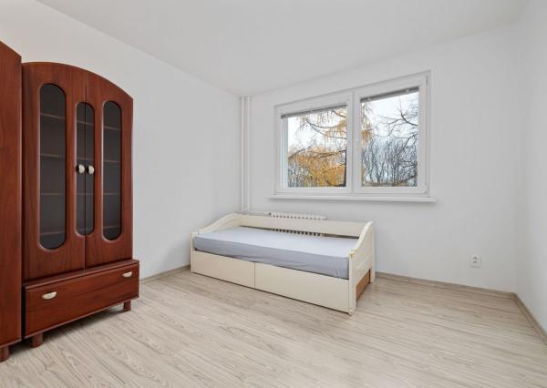 BE.LIVE COMPANY – NA PREDAJ – 3-IZBOVÝ BYT S LOGGIOU – SKVELÁ DISPOZÍCIA A TICHÝ VNÚTROBLOK