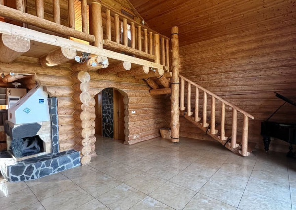 BE.LIVE COMPANY – NA PREDAJ – ORIGINÁLNY KANADSKÝ ZRUB – KRB, SAUNA - VEĽKORYSÝ POZEMOK PRI LESE - OBEC JAKUBOV 